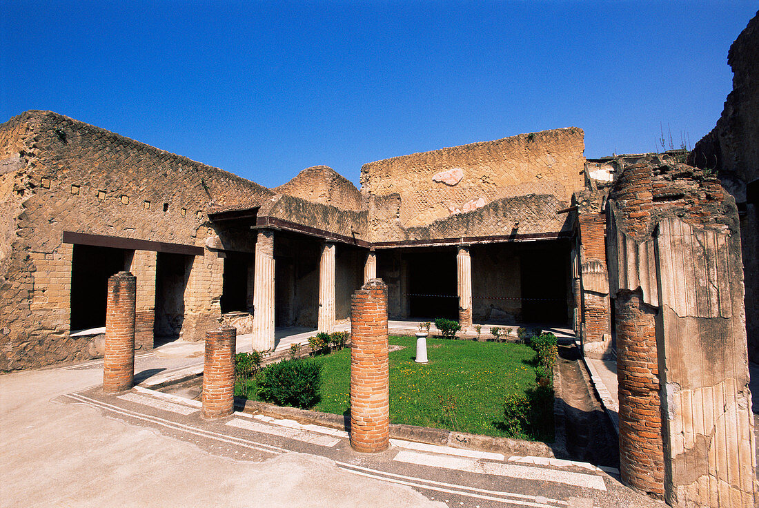 Roman arcades,Herculaneum
