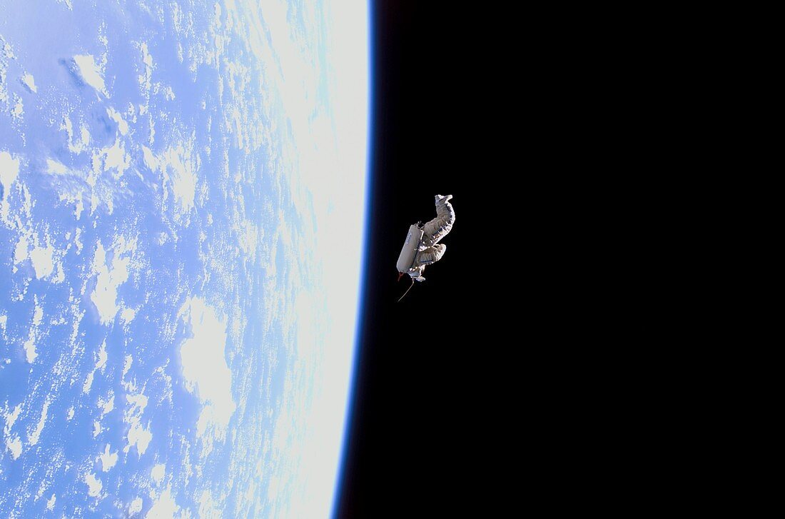 SuitSat space debris,2006