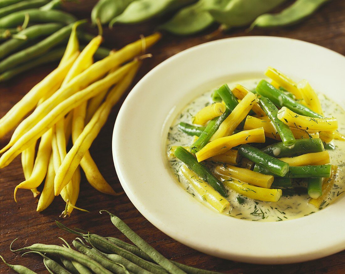 Green and yellow beans in herb whip