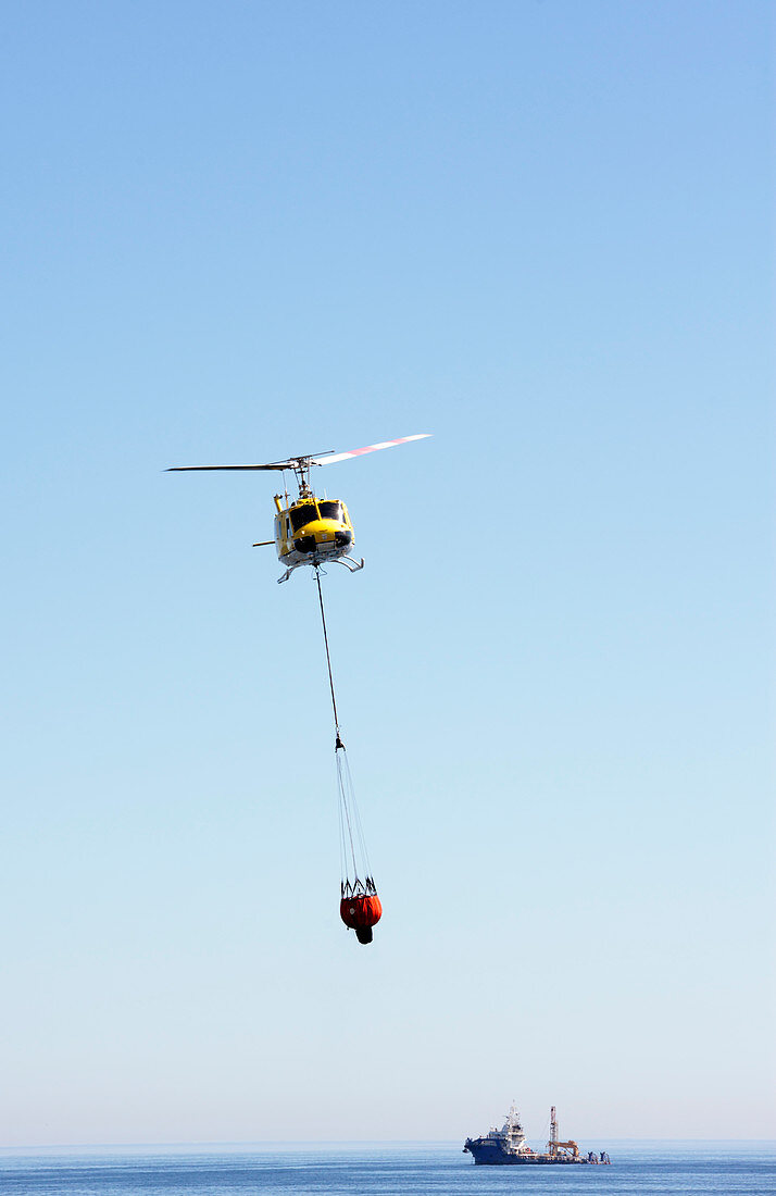 Emergency fire fighting helicopter