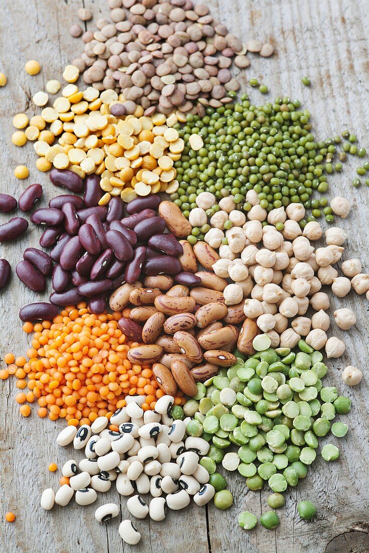Selection of beans,lentils and peas