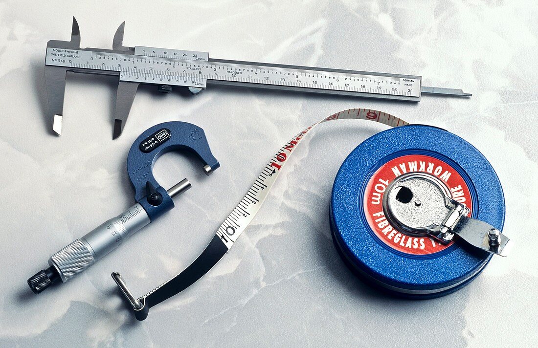 Tape measure with vernier calipers and micrometer