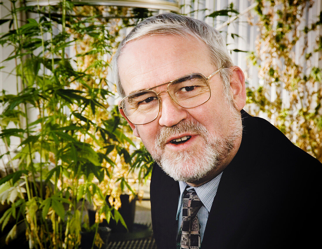 Dr Melvyn Askew,agricultural scientist