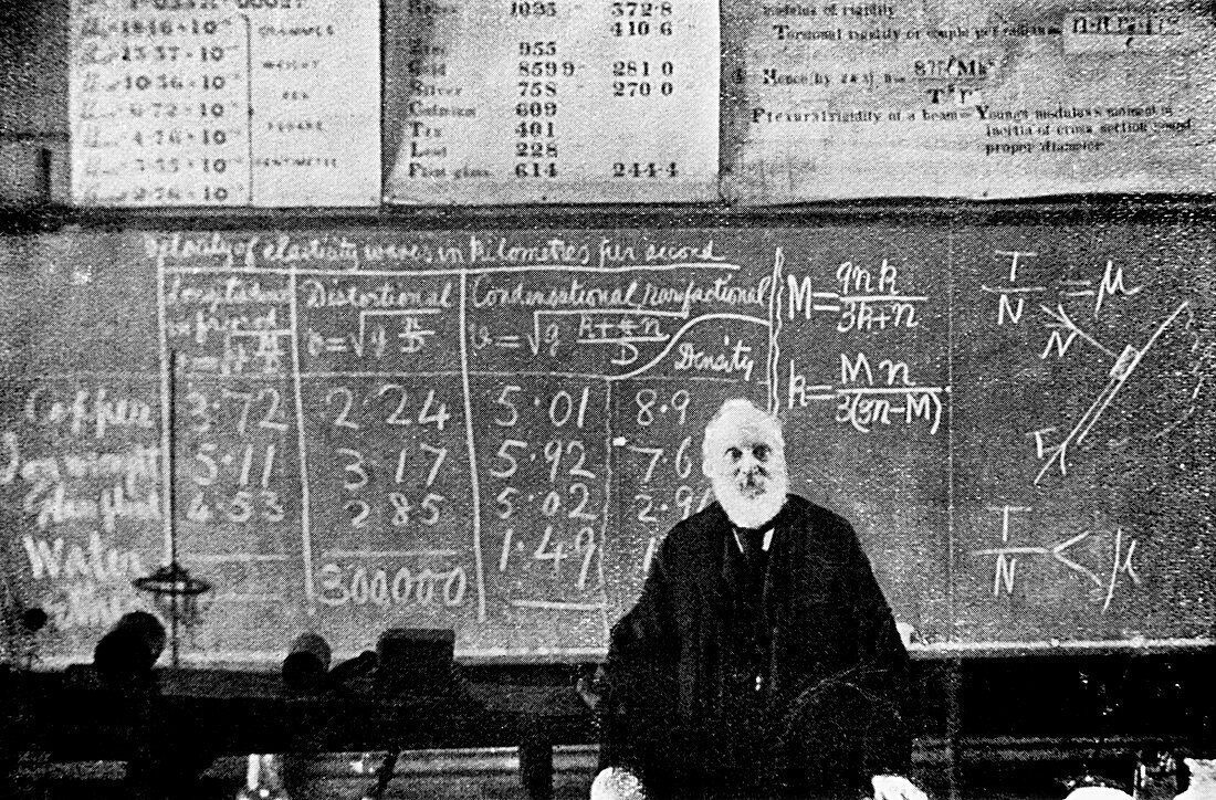 Lord Kelvin,British physicist,teaching a class