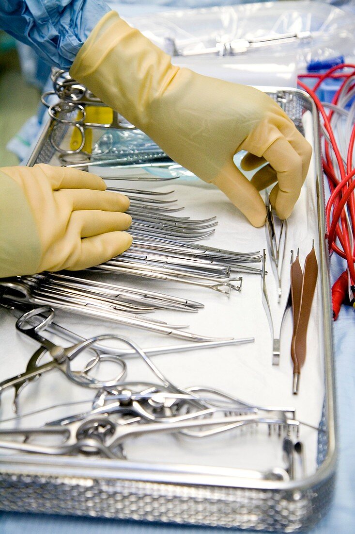 Surgical instruments