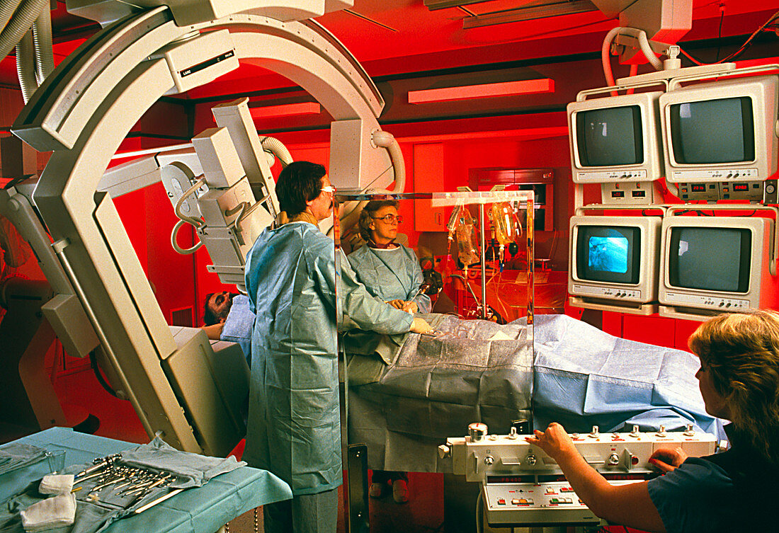 Cardiac catheterization procedure