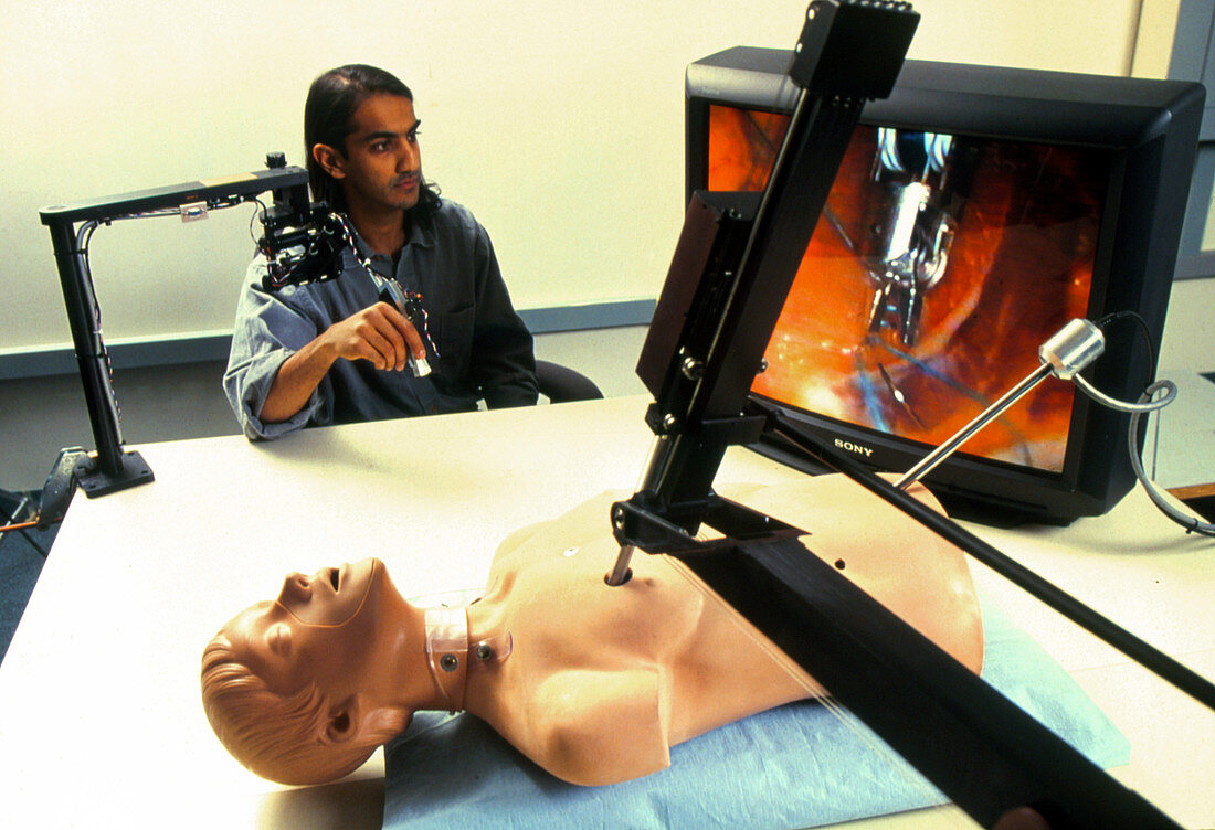 Black Falcon robotic laparoscope in operation
