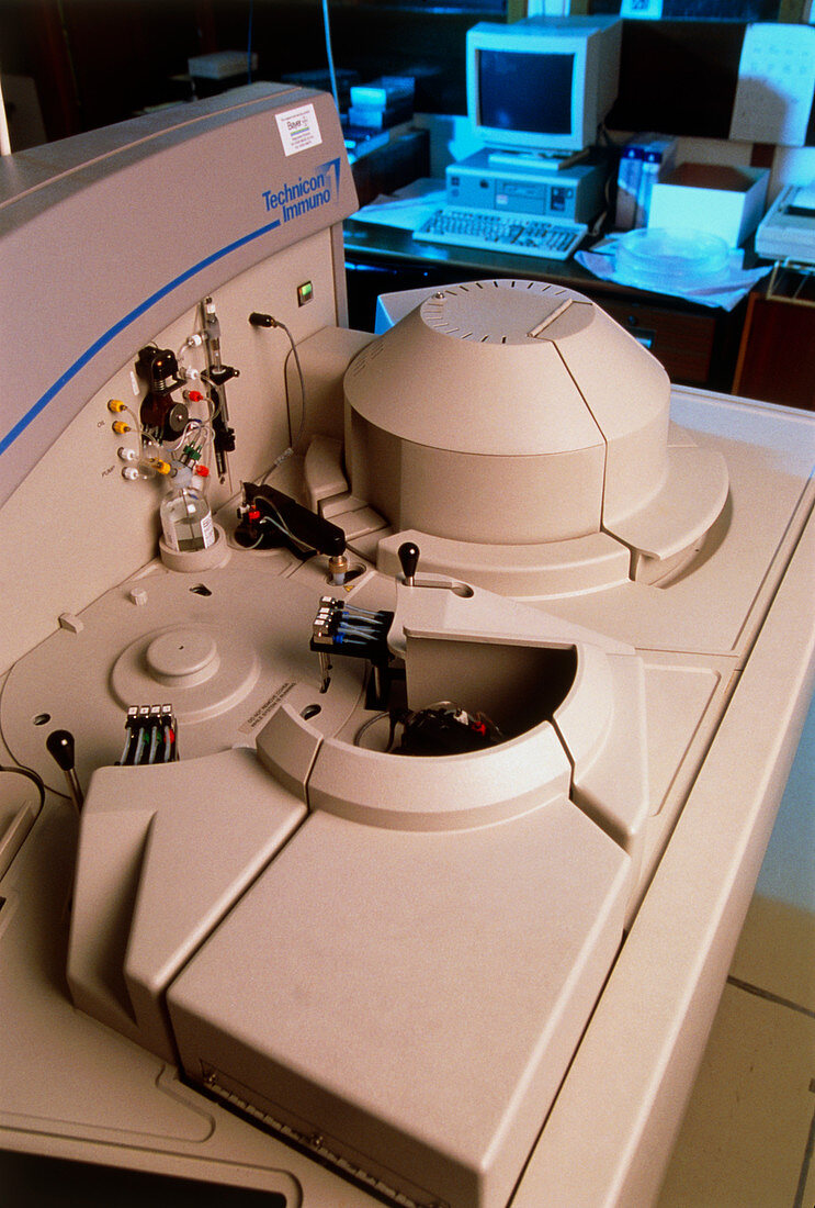 View of a Technicon Immuno 1 blood analyser