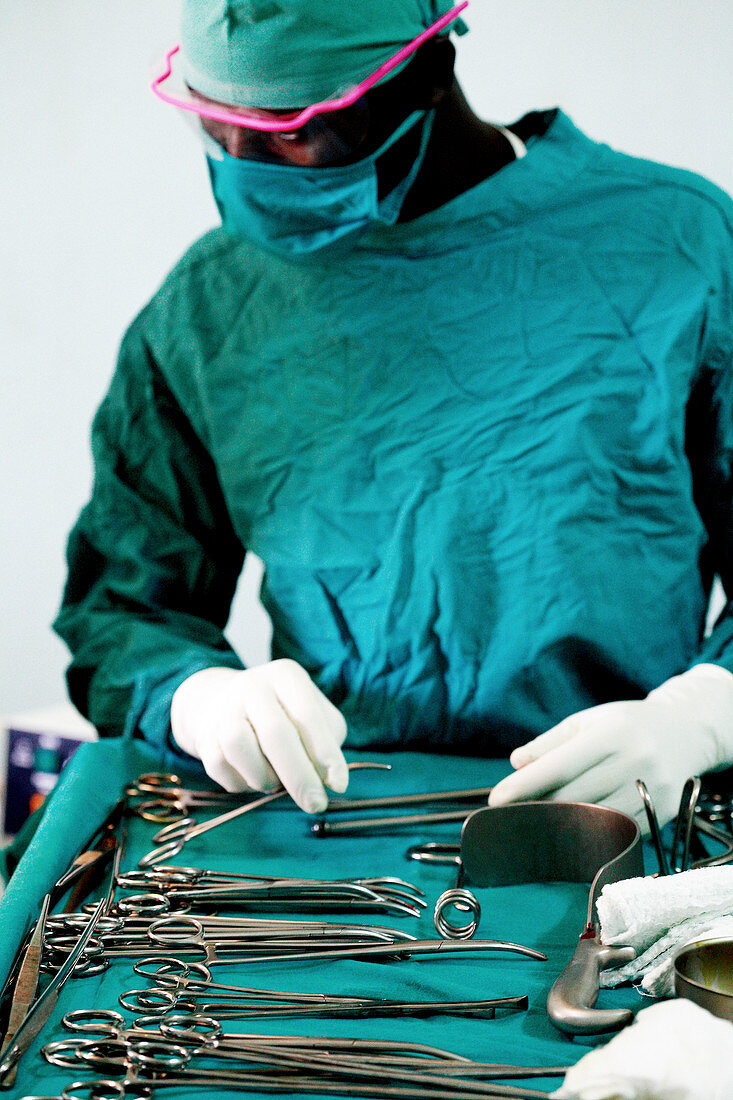 Preparing instruments for surgery