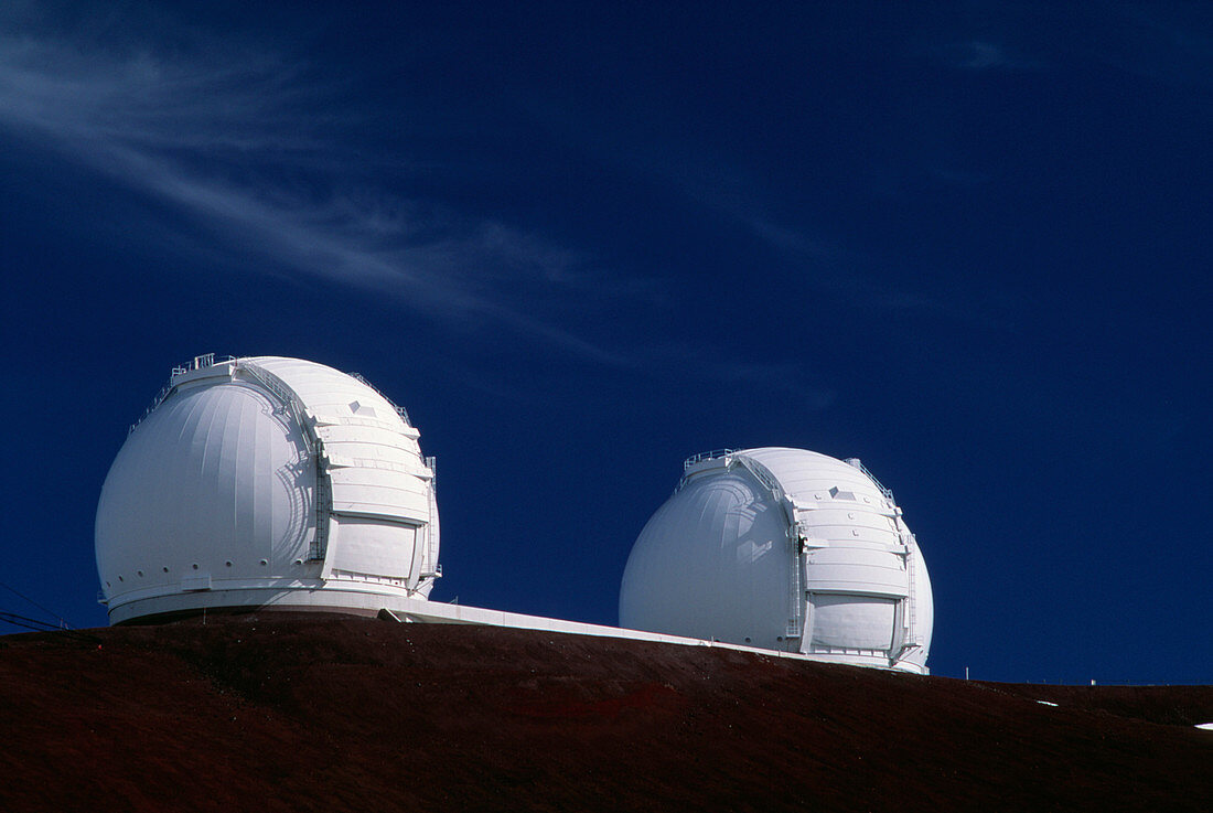 Keck I and II observatories on Mauna Kea,Hawaii