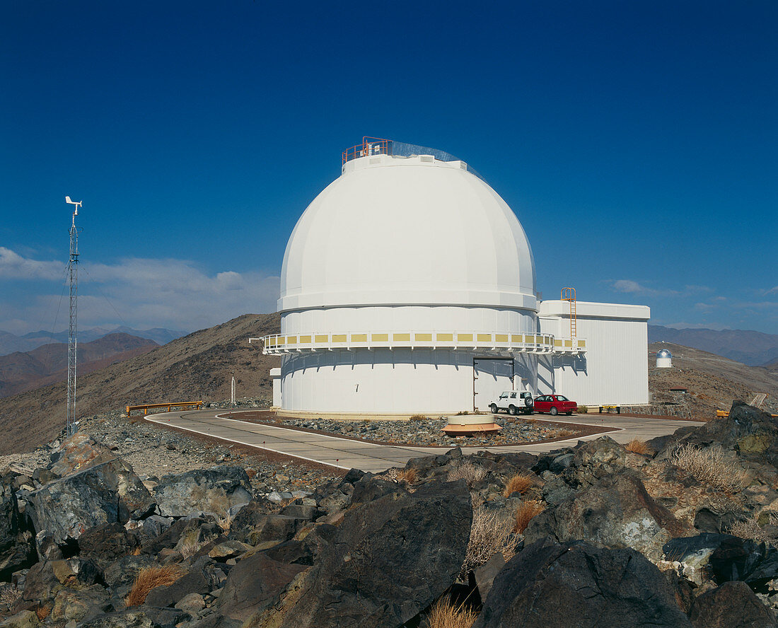 Du Pont 2.5-metre telescope at Las Campanas,Chile
