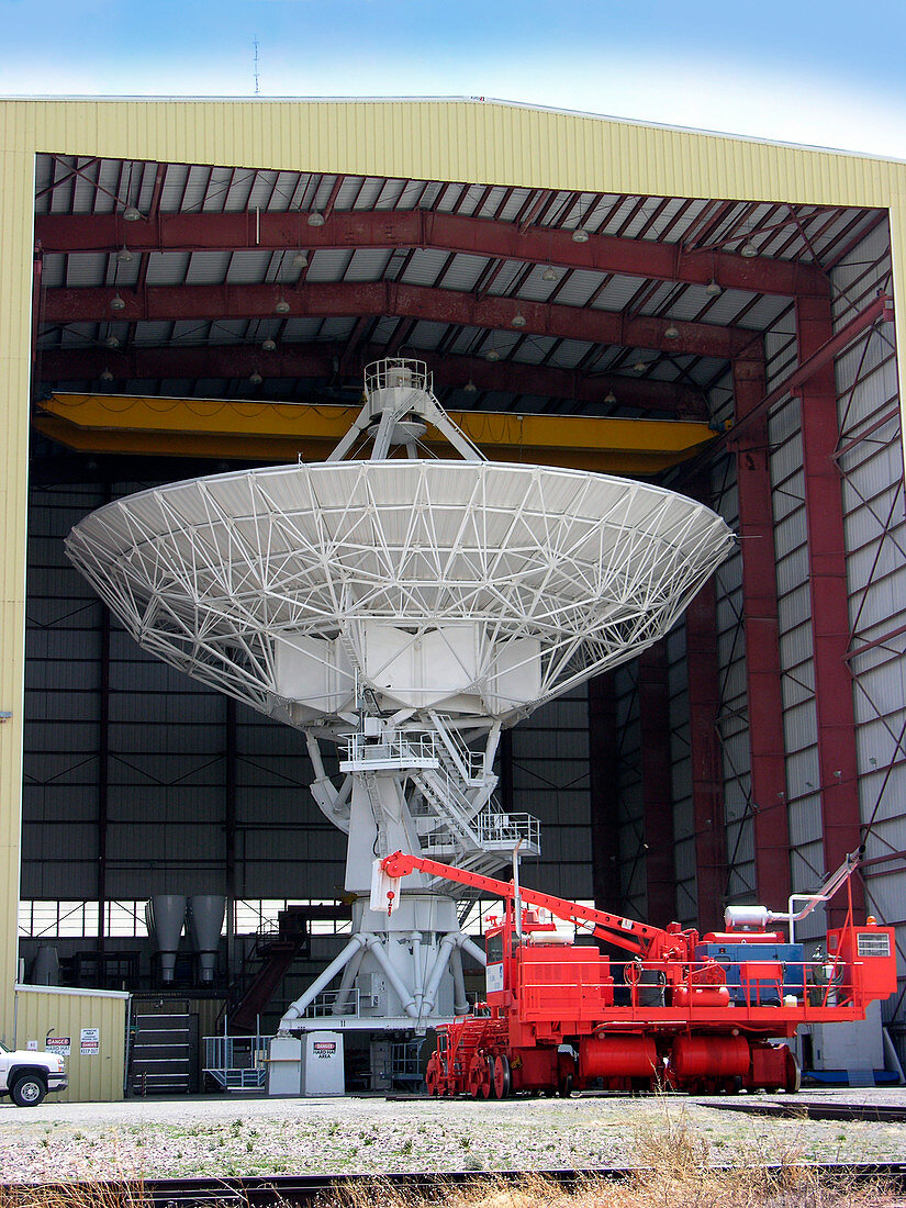 Very Large Array (VLA) radio antenna