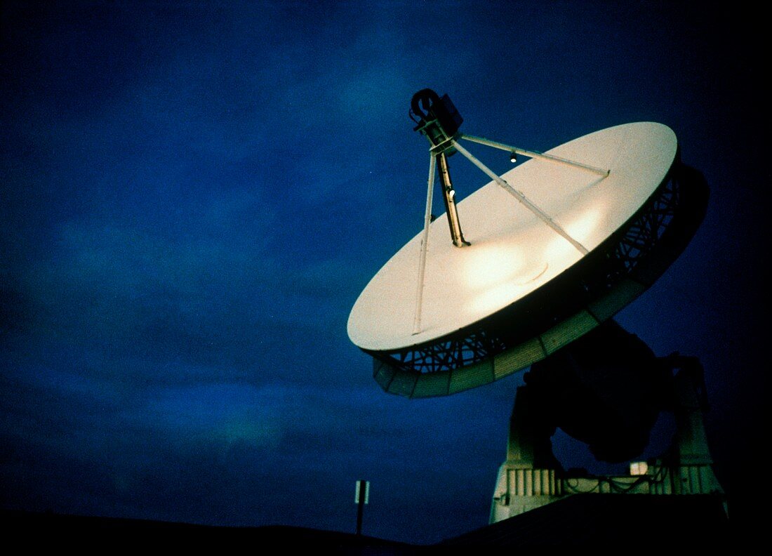 Radio telescope used for VLBI,Mojave,California