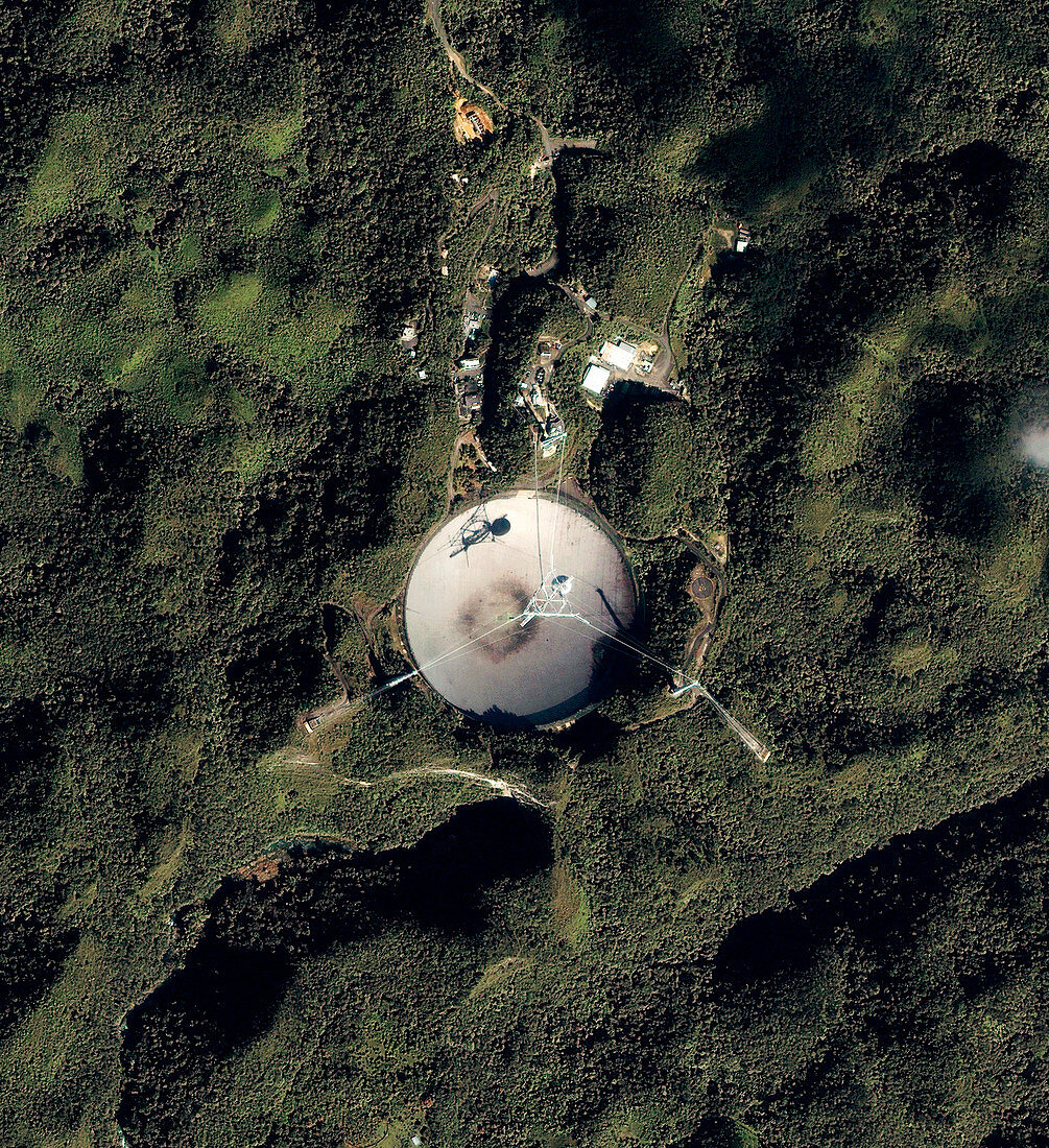 Arecibo Observatory,satellite image