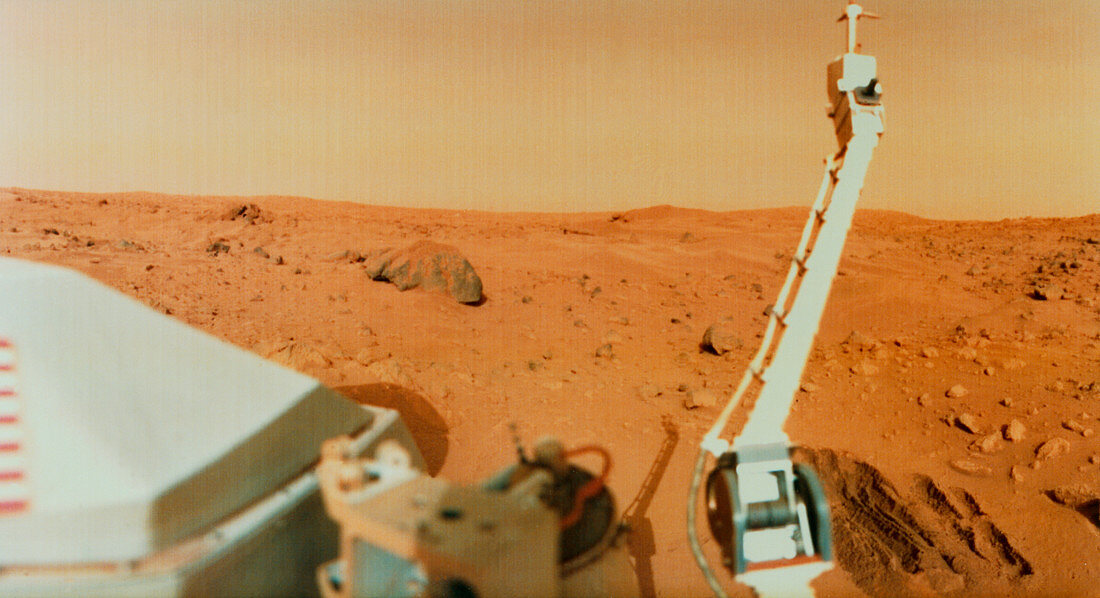 Viking 1 lander picture of Mars
