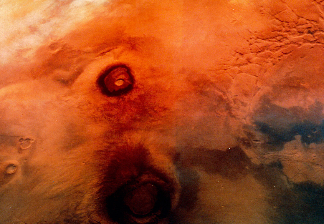 Viking image of Mars' Tharsis Ridge