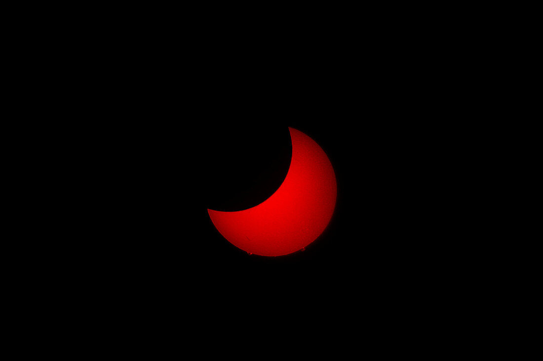 Annular solar eclipse,after 40 minutes
