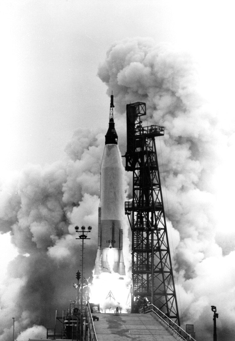 Launch of Mercury MA-6
