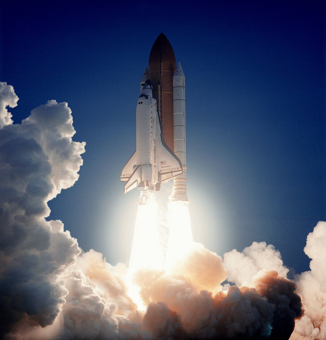 Launch of the space shuttle Discovery on STS-96