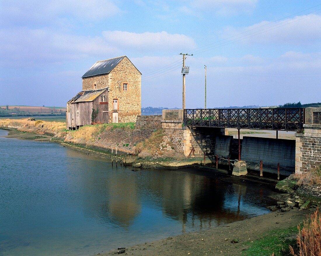 Sluice gates and tide pool of a tidal mill