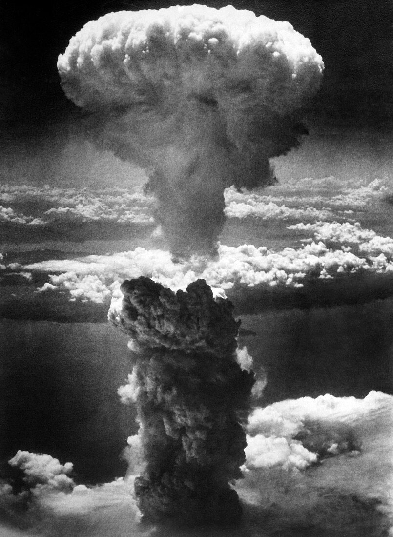 Atomic burst over Nagasaki,1945