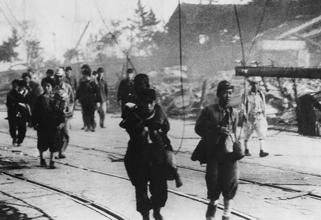 Nagasaki atomic bomb survivors,1945