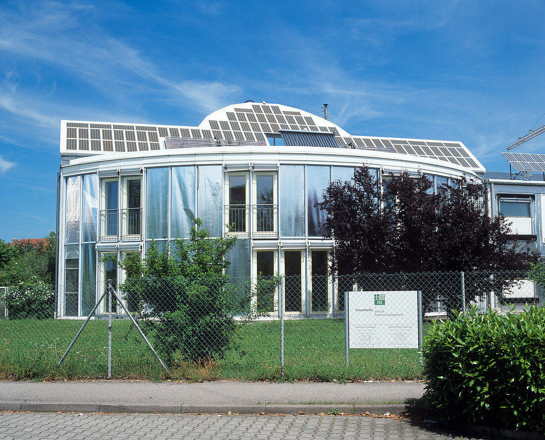 Self-Sufficient Solar House