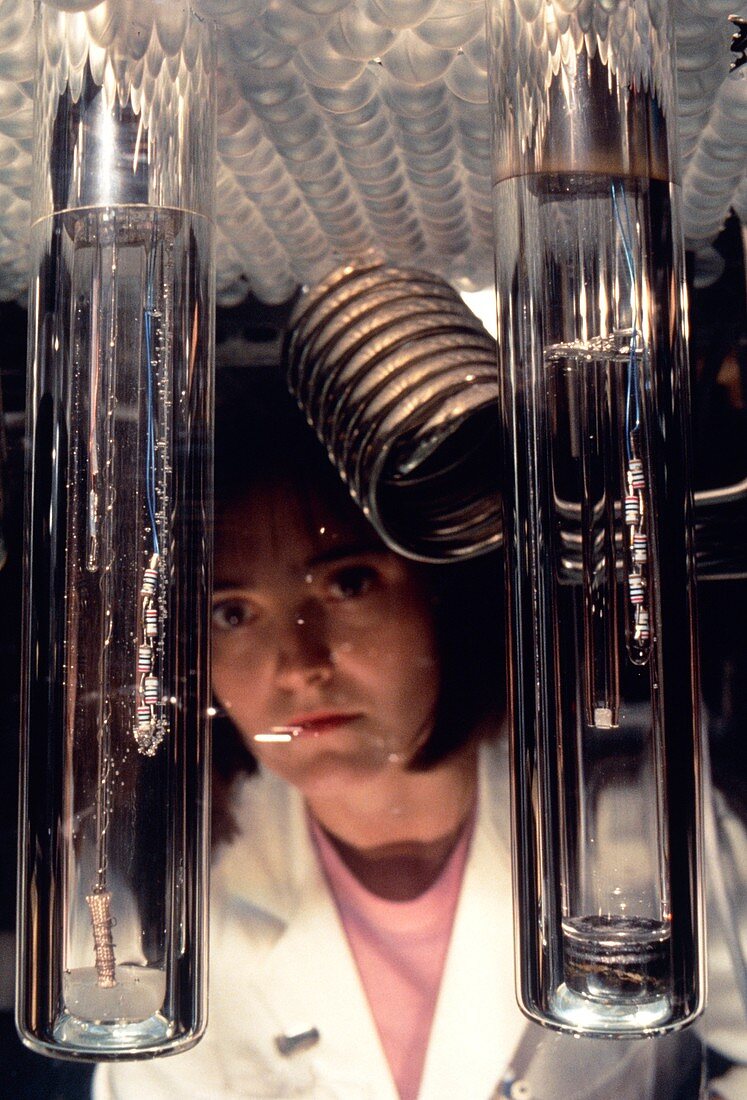 Cold fusion electrolysis cells under test,1993