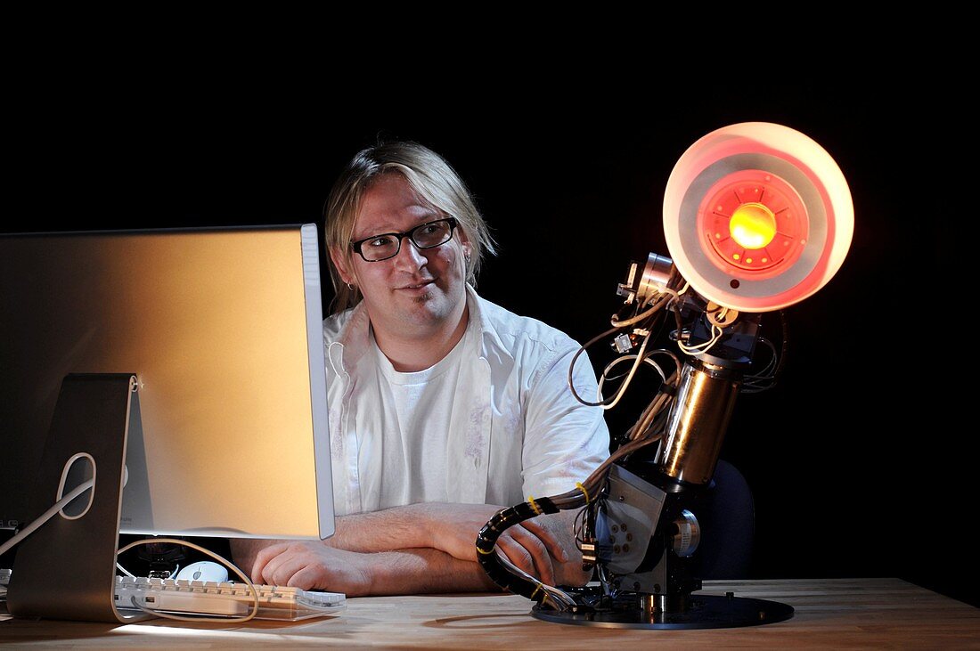 AUR robot desk lamp and designer