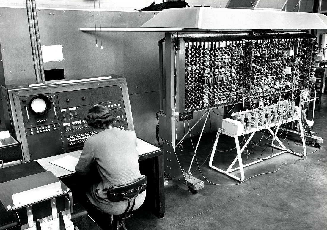 Pilot ACE computer,1952
