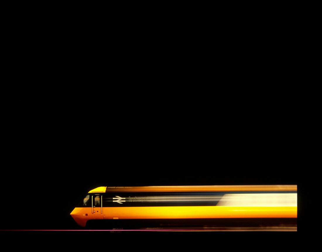 BR 125 high speed train at night