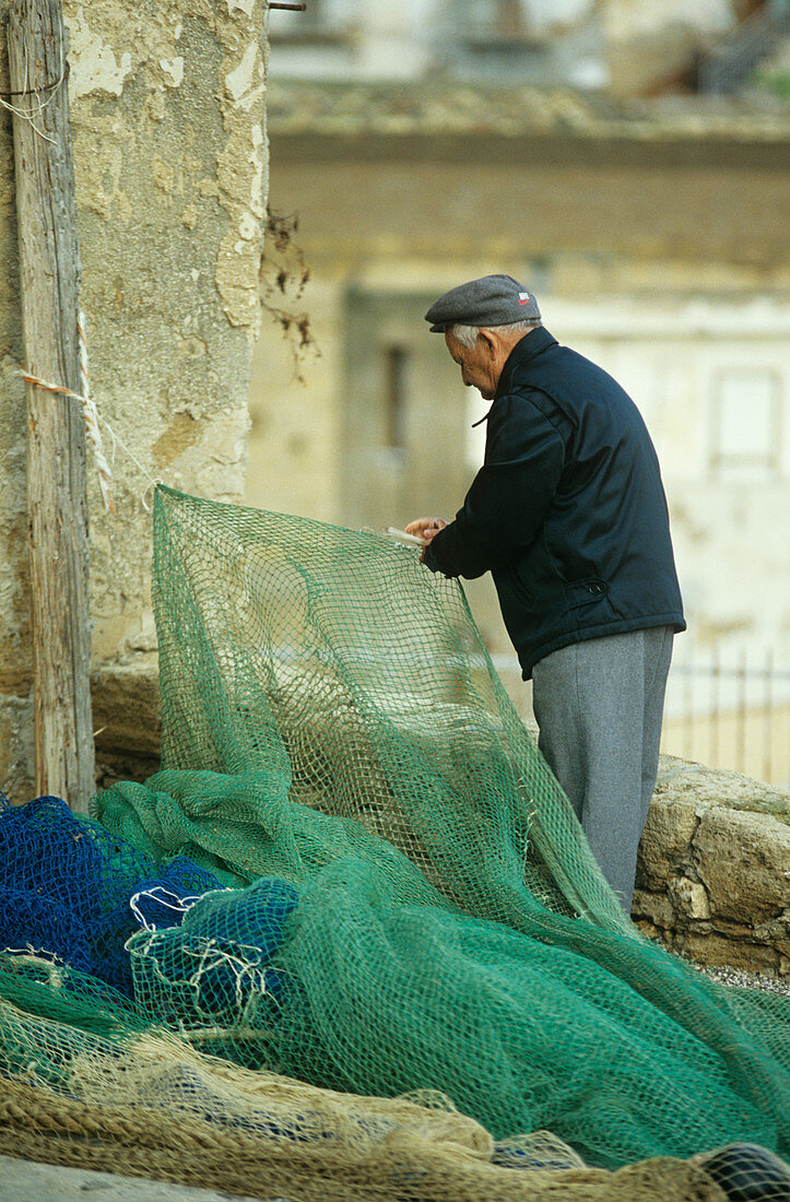 Repairing fishing nets,Sicily