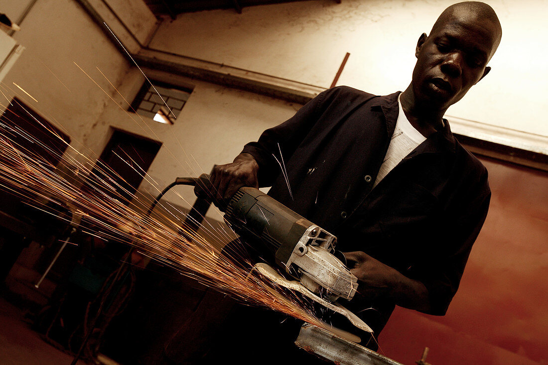 Metal grinding,Uganda