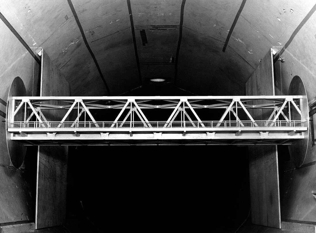 Bridge wind tunnel test,1954