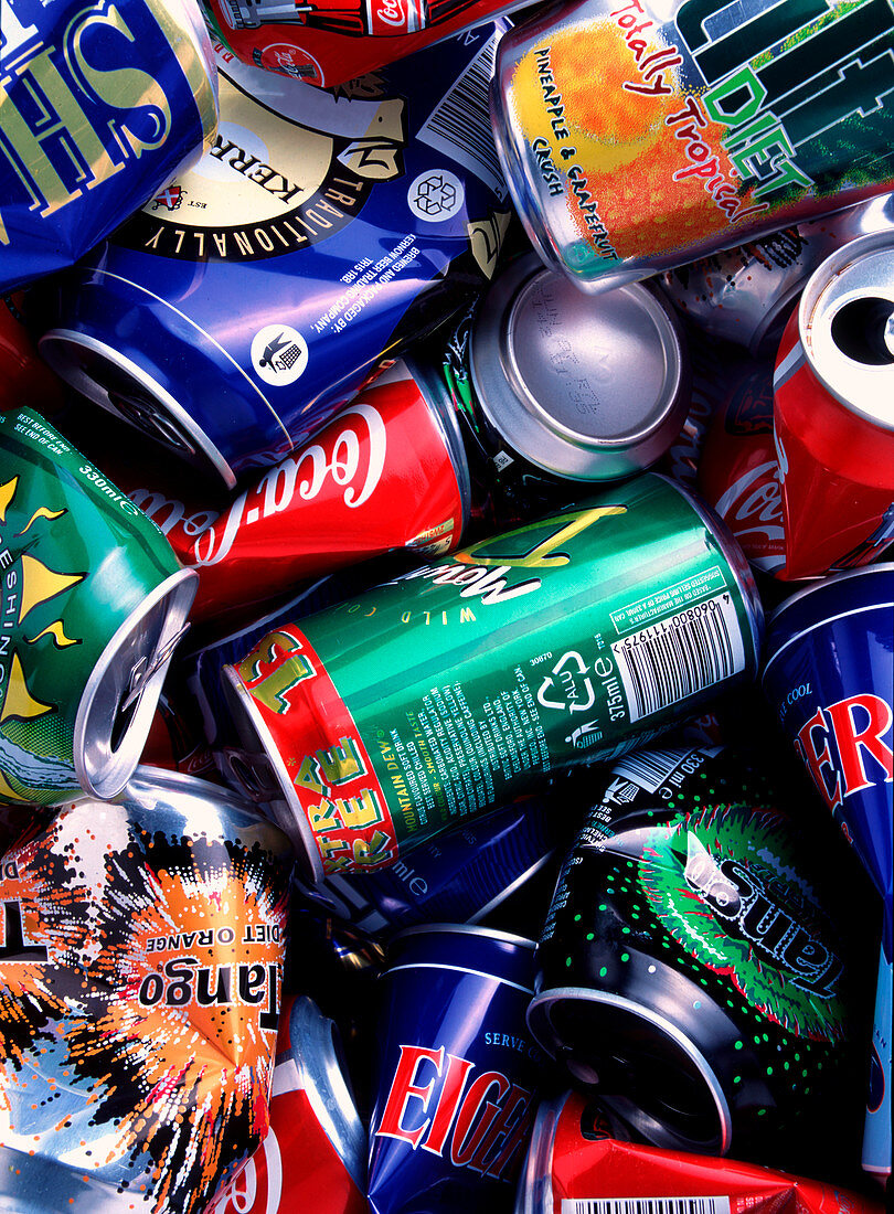Aluminium cans for recycling