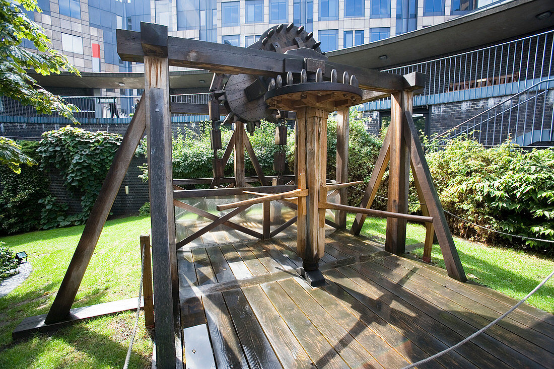 Roman water-raising machine