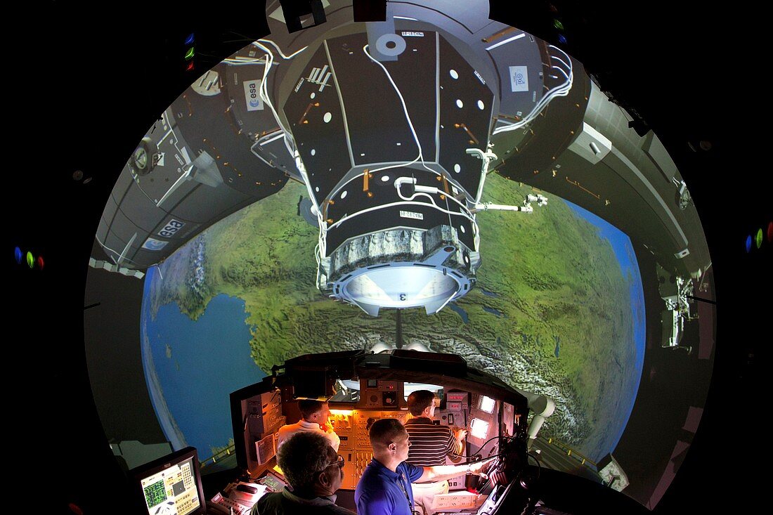 Final shuttle mission astronaut training