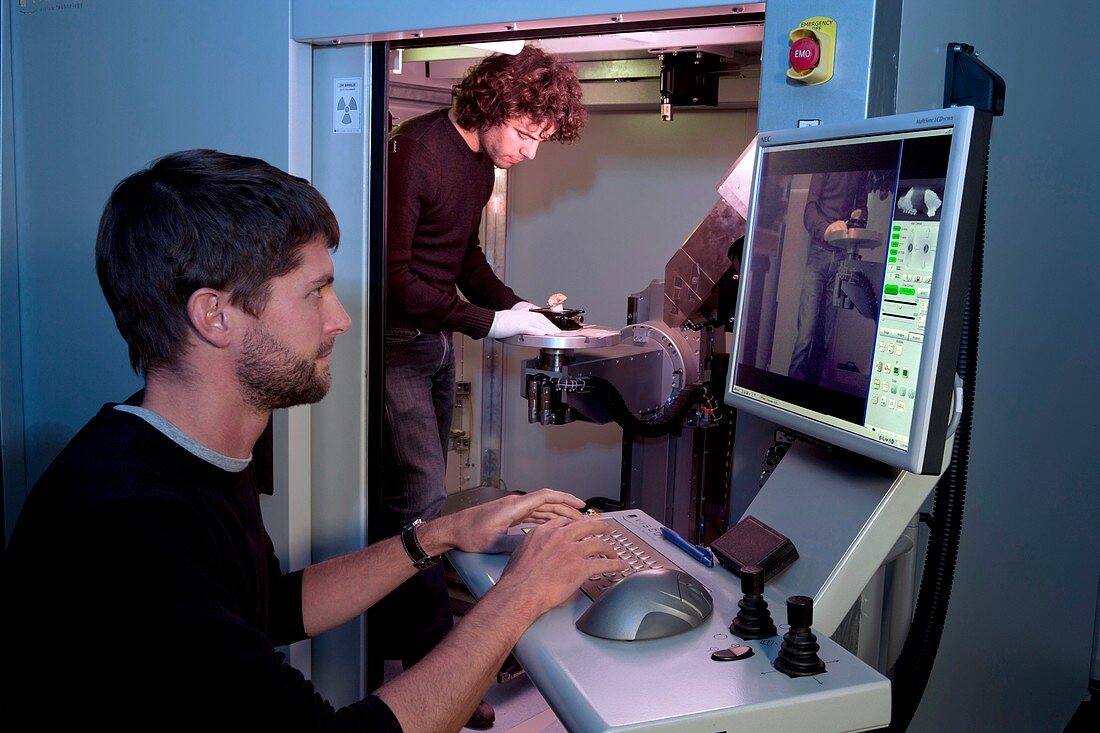 Fossil microtomography scanning
