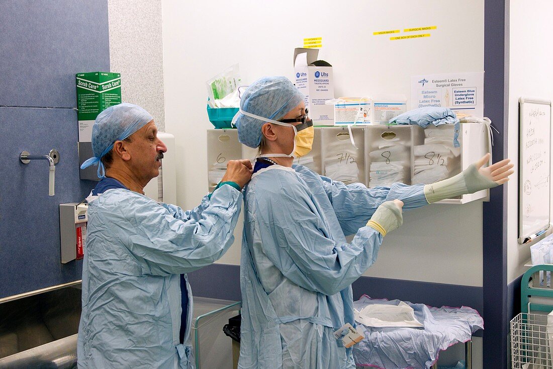 Surgeons preparing for theatre