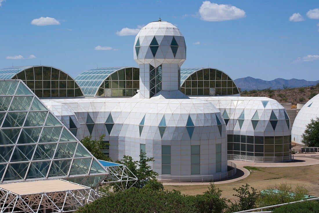 Biosphere 2 water and life building