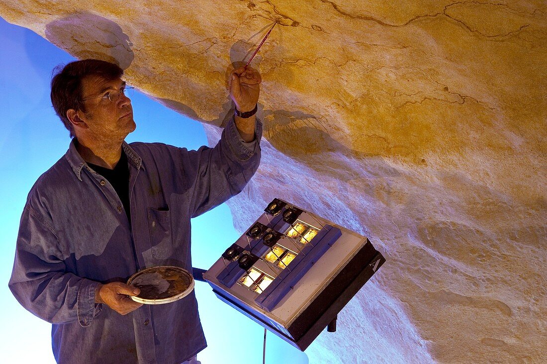 Lascaux cave paintings replica workshop