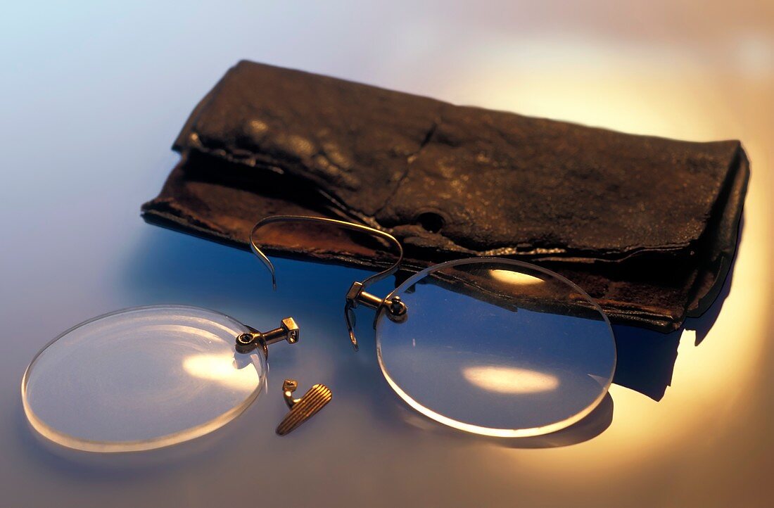 Spectacles from the Titanic