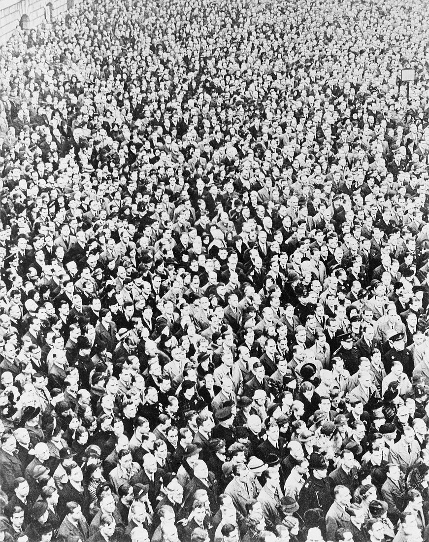 VE Day crowd,London,1945