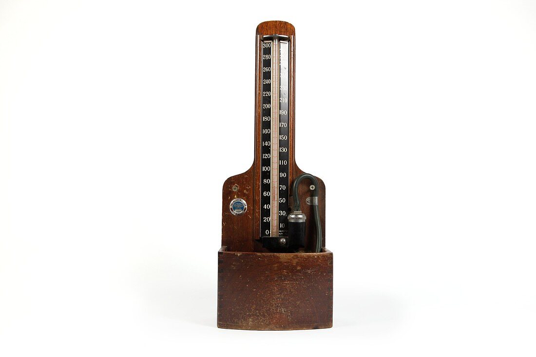 Early 20th Century blood pressure gauge