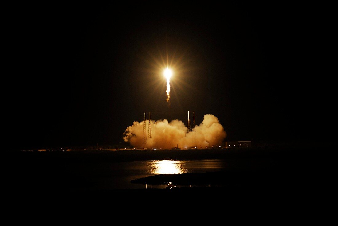 SpaceX Dragon launch