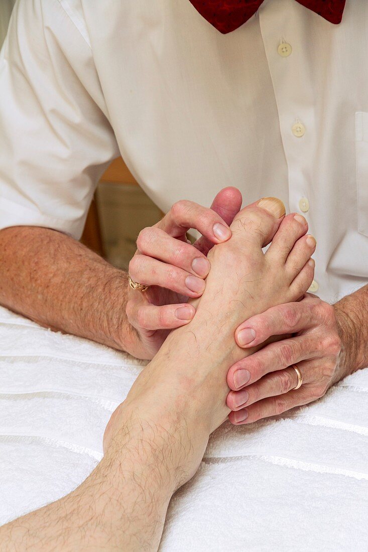 Physiotherapy,foot joint examination