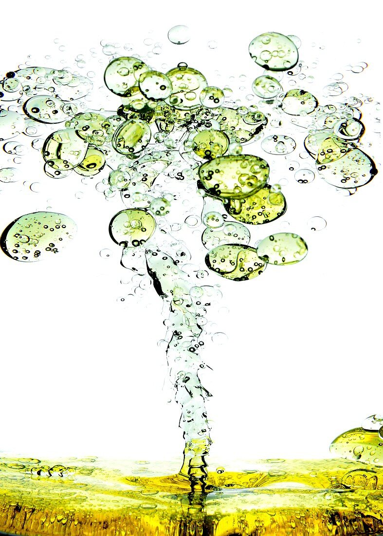 Oil in water,high-speed image