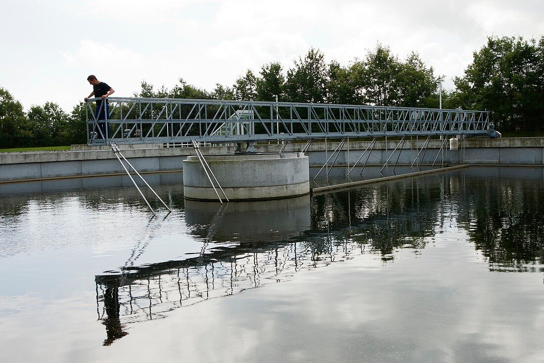 Waste water treatment plant