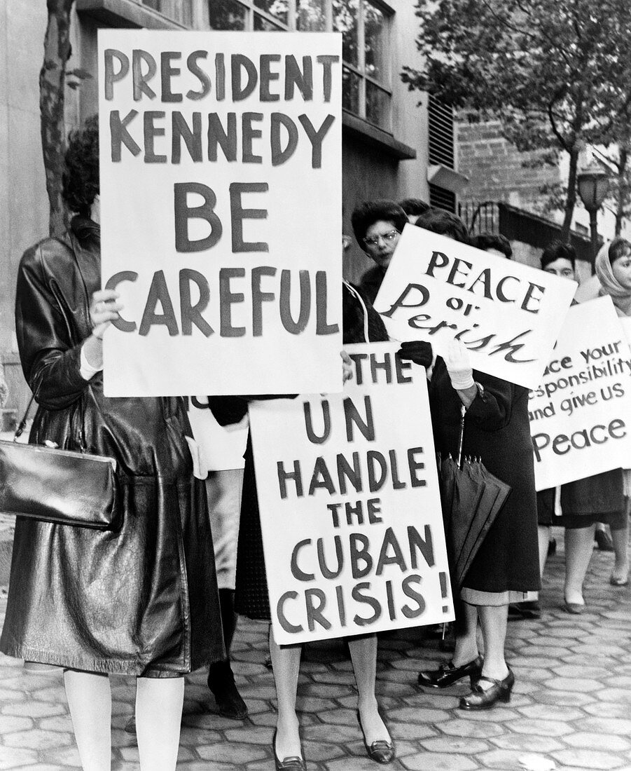 Cuban missile crisis protest,1962
