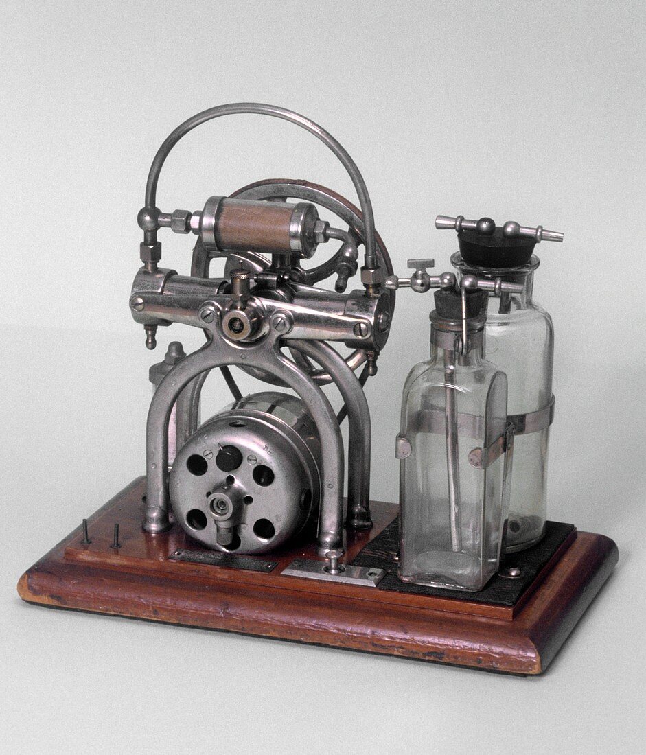 Medical pumping device,20th century